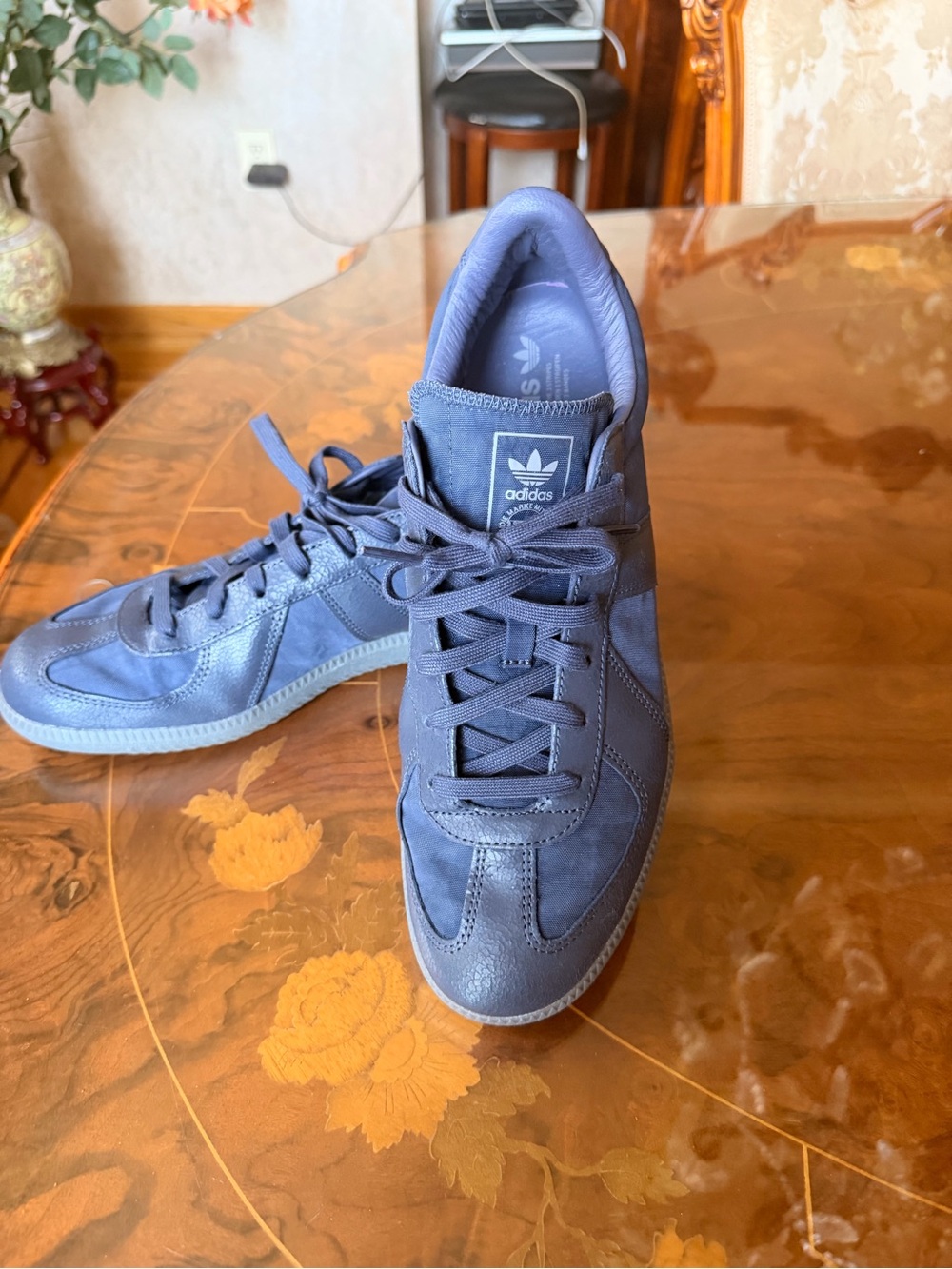Adidas Men’s Navy Suede Sneakers - Classic Casual Style Sz US 11